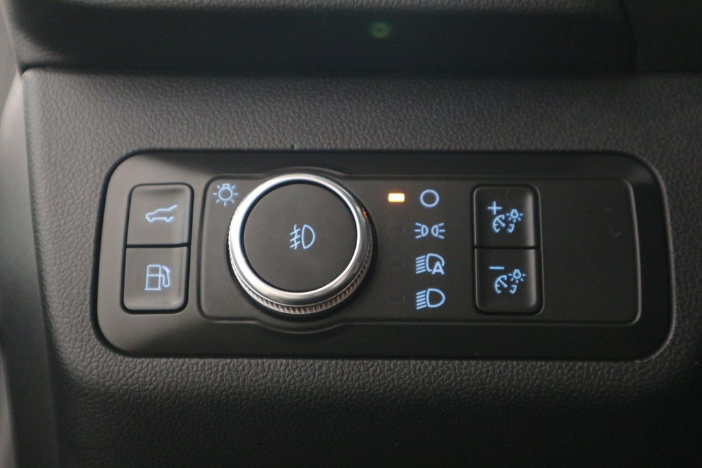 2021 Ford Escape Titanium Hybrid*JAMAIS ACCIDENTÉ* in Quebec, Quebec - 17 - w1024h768px