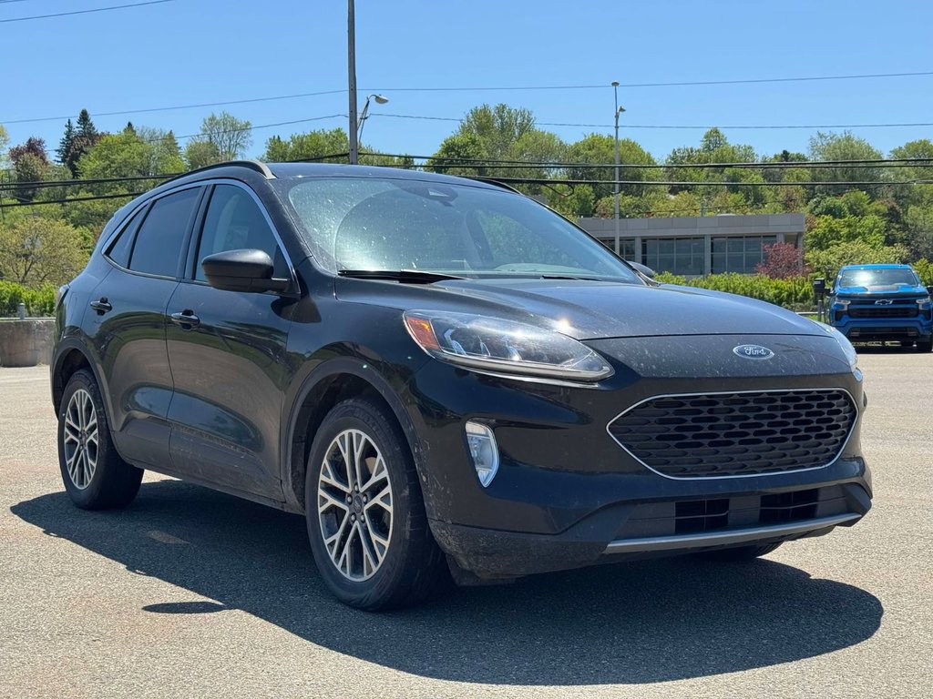 Ford Escape SEL Hybrid*4X* 2021 à Québec, Québec - 1 - w1024h768px