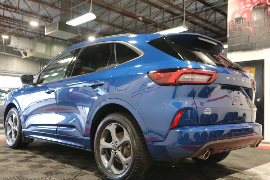 Ford Escape ST-Line*GPS* 2023 à Quebec, Québec - 6 - w1024h768px