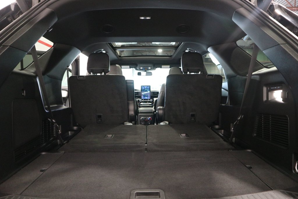 2023 Ford Explorer ST*TOIT PANORAMIQUE* in Quebec, Quebec - 35 - w1024h768px