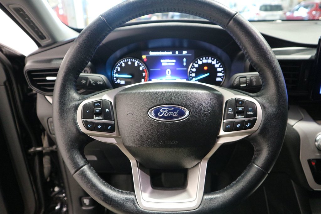 Ford Explorer XLT AWD*ATTACHE-REMORQUE* 2023 à Québec, Québec - 18 - w1024h768px