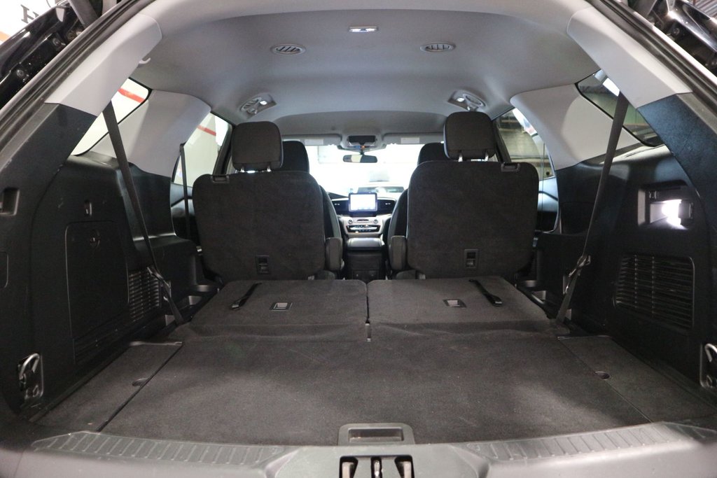 Ford Explorer XLT*ATTACHE-REMORQUE* 2023 à Québec, Québec - 28 - w1024h768px