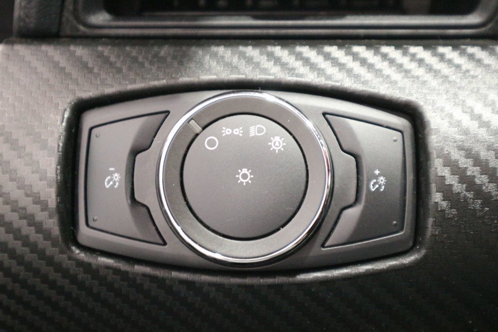 Ford Mustang *JAMAIS ACCIDENTÉ* 2018 à Québec, Québec - 14 - w1024h768px