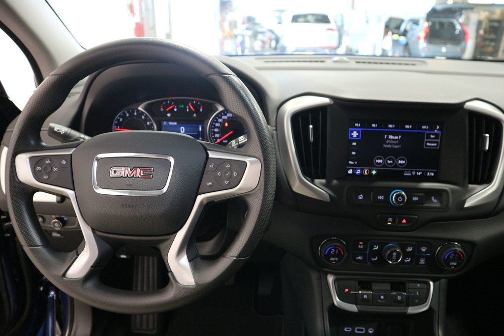 GMC Terrain SLE*ATTACHE-REMORQUE* 2023 à Québec, Québec - 16 - w1024h768px