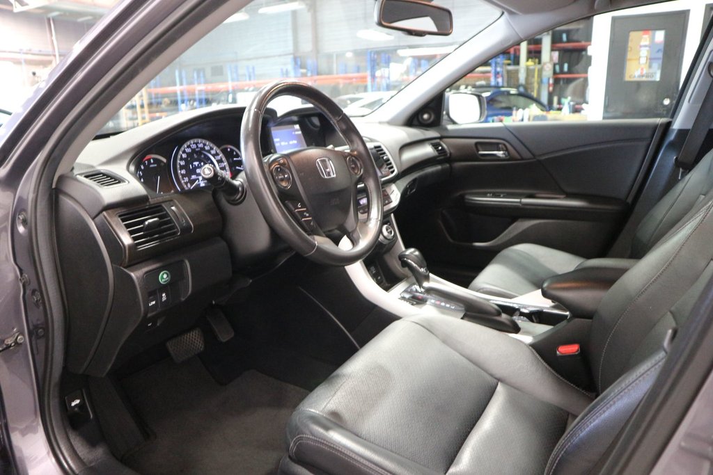 2014 Honda Accord Touring*JAMAIS ACCIDENTÉ* in Quebec, Quebec - 14 - w1024h768px