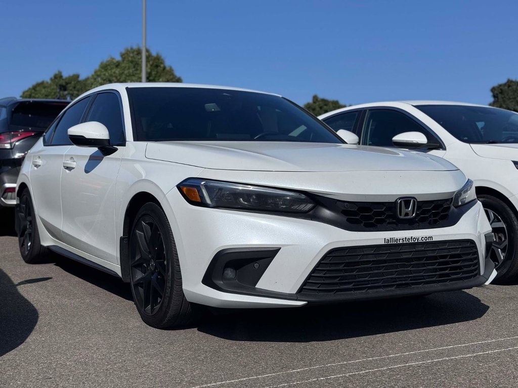 2023 Honda Civic Hatchback Sport Touring*CUIR* in Quebec, Quebec - 1 - w1024h768px