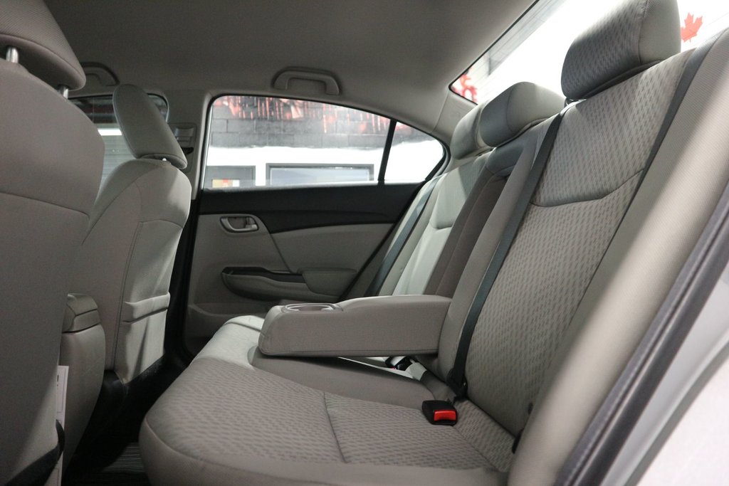 Honda Civic LX*JAMAIS ACCIDENTÉ* 2015 à Quebec, Québec - 21 - w1024h768px