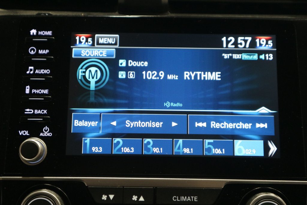 Honda Civic Touring*GARANTIE PROLONGÉE* 2020 à Quebec, Québec - 23 - w1024h768px