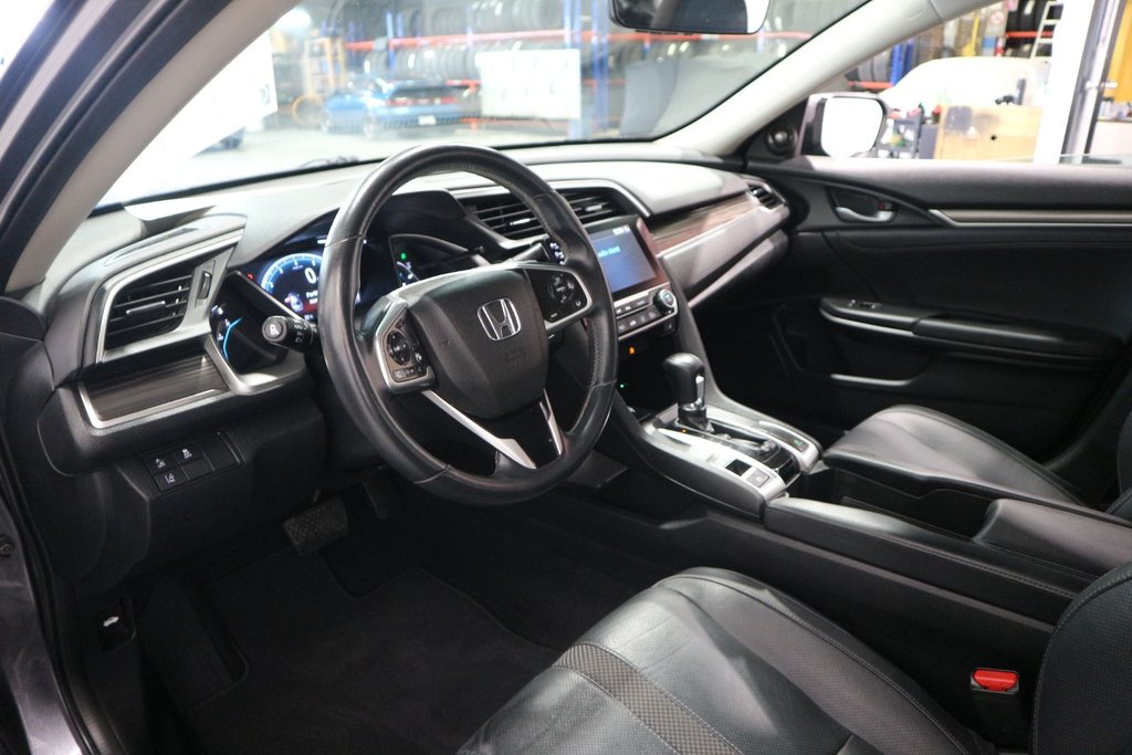 Honda Civic Touring*GARANTIE PROLONGÉE* 2020 à Quebec, Québec - 14 - w1024h768px