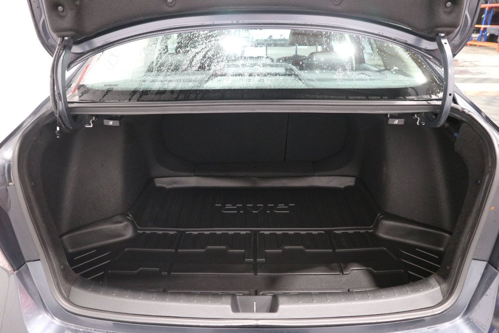 Honda Civic Touring*GARANTIE MAI 2026/100 000KM* 2023 à Québec, Québec - 32 - w1024h768px