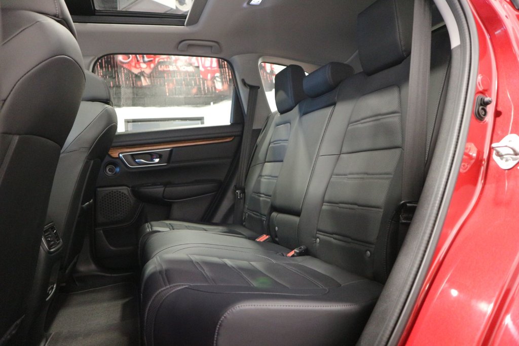 2022 Honda CR-V Touring*GARANTIE PROLONGÉE* in Quebec, Quebec - 30 - w1024h768px