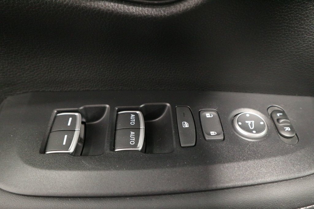 Honda HR-V EX-L Navi*TOIT OUVRANT* 2024 à Quebec, Québec - 16 - w1024h768px