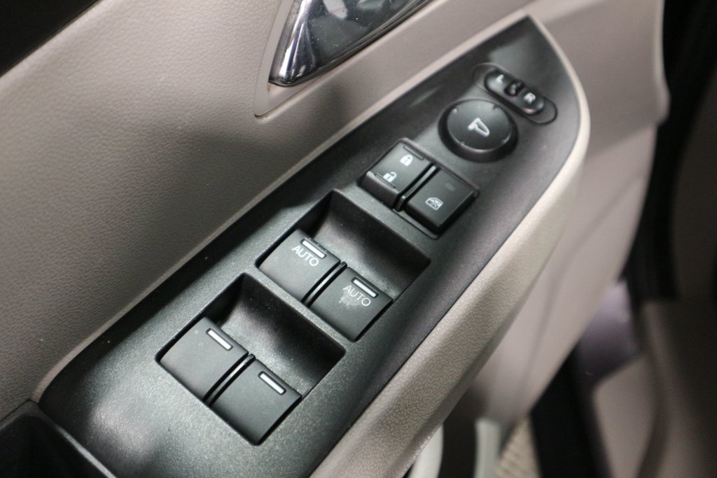 Honda Odyssey SE*JAMAIS ACCIDENTÉ* 2016 à Quebec, Québec - 16 - w1024h768px