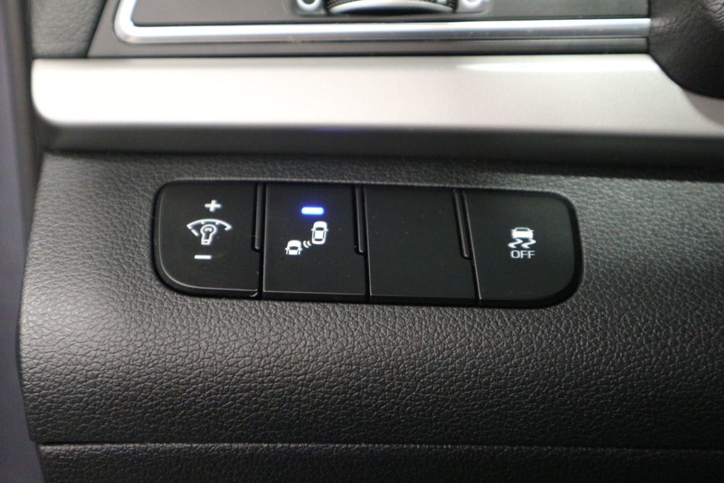 Hyundai Elantra GL*VOLANT CHAUFFANT* 2018 à Quebec, Québec - 14 - w1024h768px