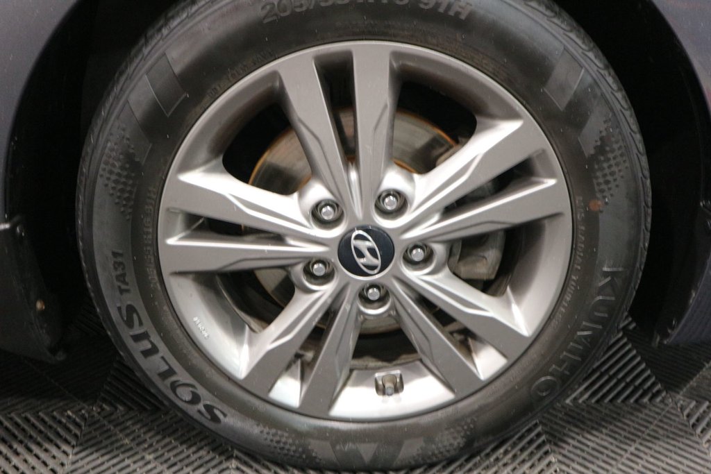 Hyundai Elantra GL*VOLANT CHAUFFANT* 2018 à Quebec, Québec - 11 - w1024h768px