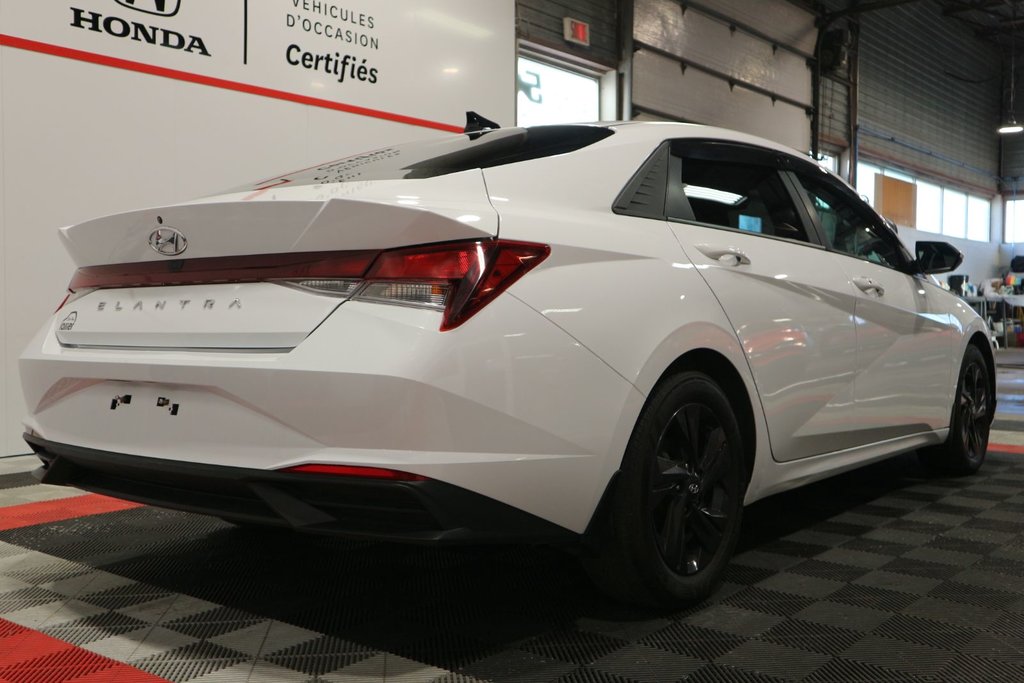 Hyundai Elantra Preferred Tech*TOIT OUVRANT* 2022 à Québec, Québec - 9 - w1024h768px