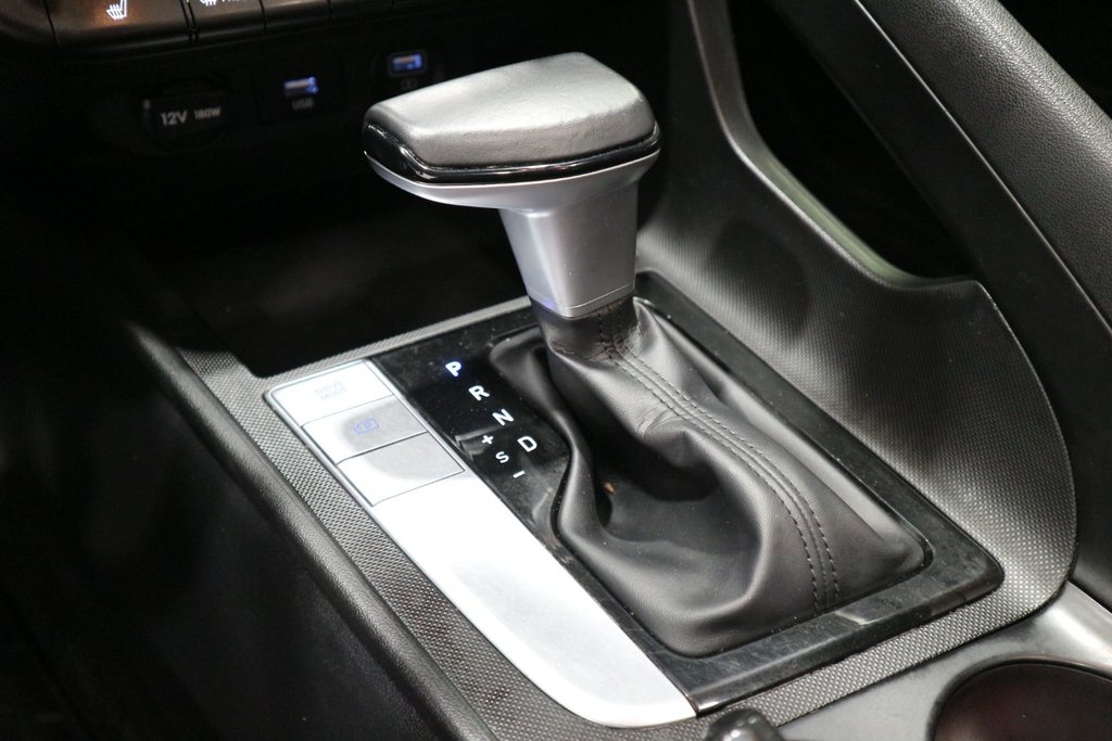 Hyundai Elantra Preferred Tech*TOIT OUVRANT* 2022 à Québec, Québec - 23 - w1024h768px