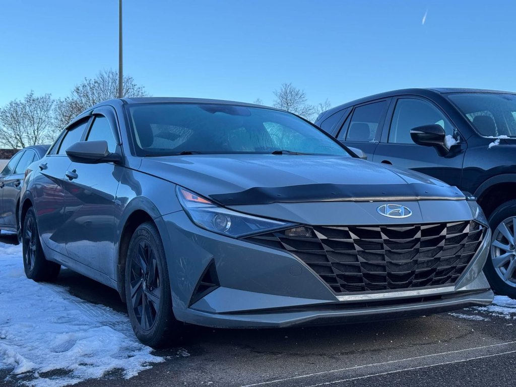 2022 Hyundai Elantra Preferred*JAMAIS ACCIDENTÉ* in Quebec, Quebec - 1 - w1024h768px