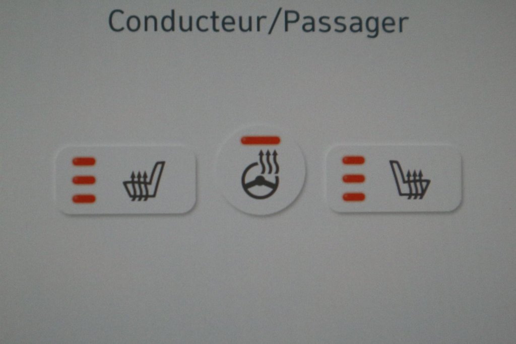 Hyundai IONIQ 5 Preferred*ATTACHE-REMORQUE* 2023 à Quebec, Québec - 22 - w1024h768px