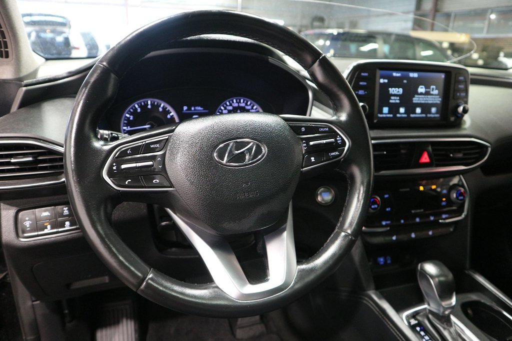 Hyundai Santa Fe Preferred*TOIT PANORAMIQUE* 2020 à Québec, Québec - 18 - w1024h768px