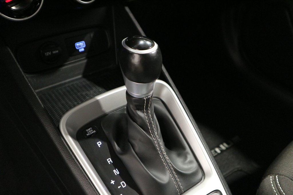 Hyundai Venue Preferred*JAMAIS ACCIDENTÉ* 2021 à Québec, Québec - 22 - w1024h768px