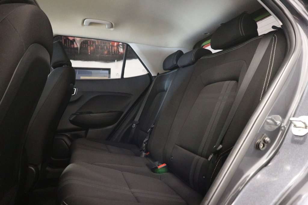 Hyundai Venue Preferred*JAMAIS ACCIDENTÉ* 2021 à Québec, Québec - 23 - w1024h768px