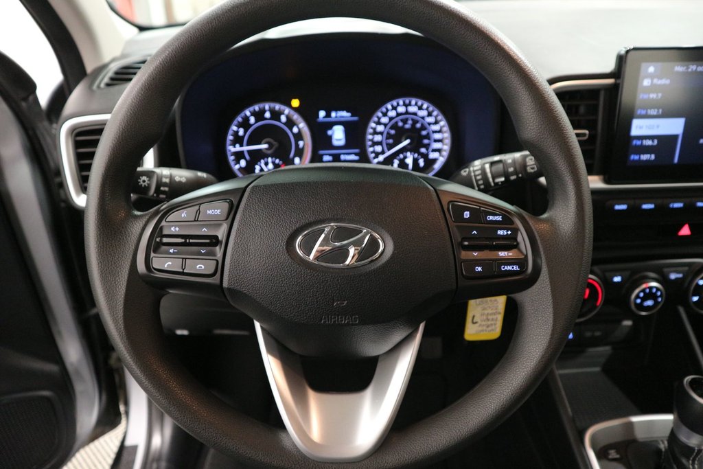 Hyundai Venue Essential*JAMAIS ACCIDENTÉ* 2022 à Québec, Québec - 16 - w1024h768px