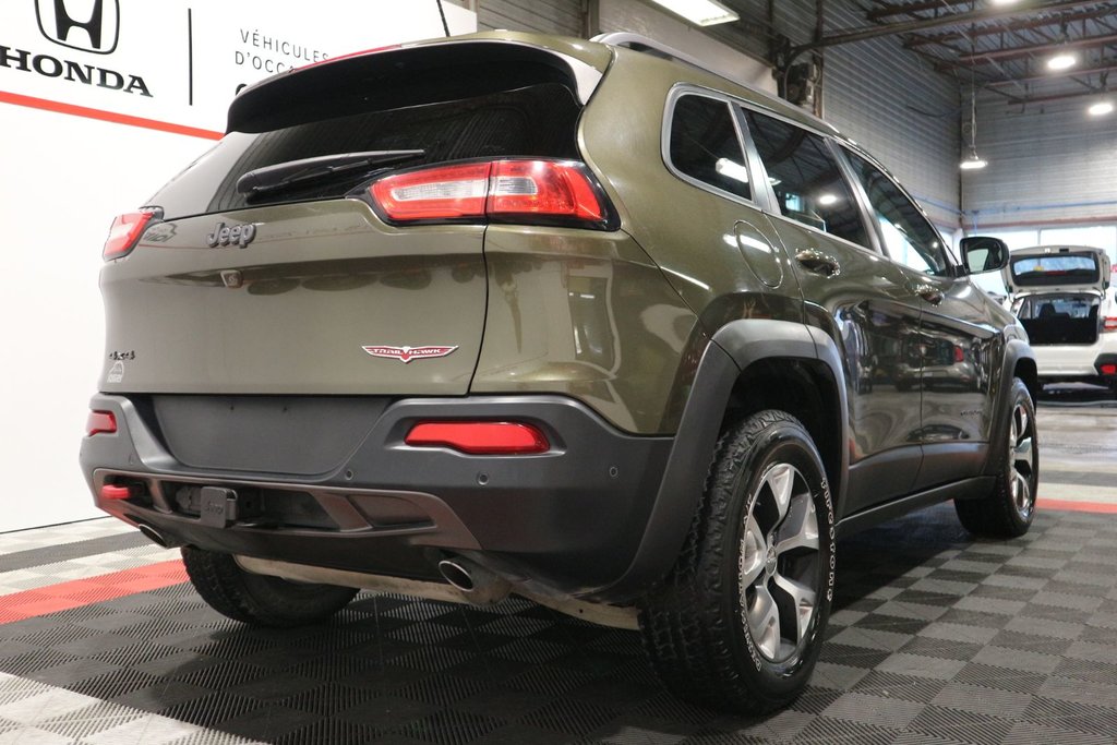 2015 Jeep Cherokee Trailhawk*TOIT PANORAMIQUE* in Quebec, Quebec - 9 - w1024h768px