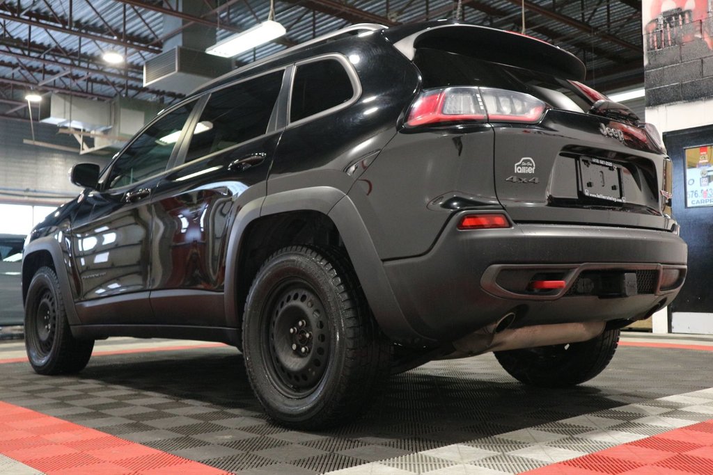 2019 Jeep Cherokee Trailhawk*JAMAIS ACCIDENTÉ* in Quebec, Quebec - 6 - w1024h768px