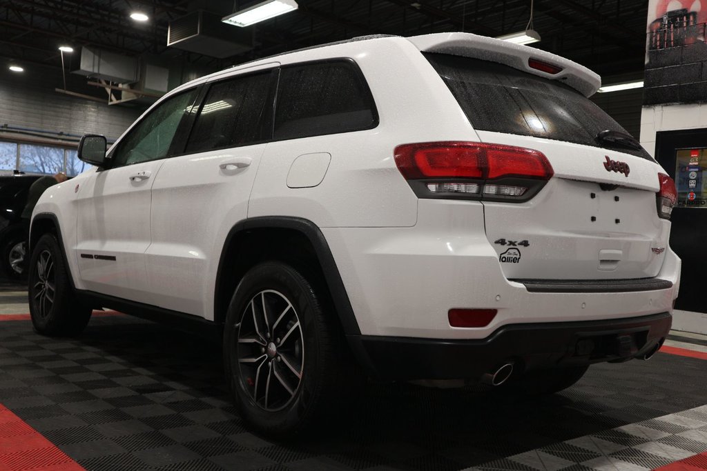 2017 Jeep Grand Cherokee Trailhawk*TOIT PANORAMIQUE* in Quebec, Quebec - 6 - w1024h768px