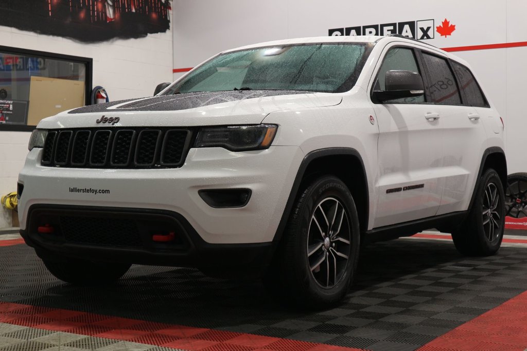 2017 Jeep Grand Cherokee Trailhawk*TOIT PANORAMIQUE* in Quebec, Quebec - 4 - w1024h768px