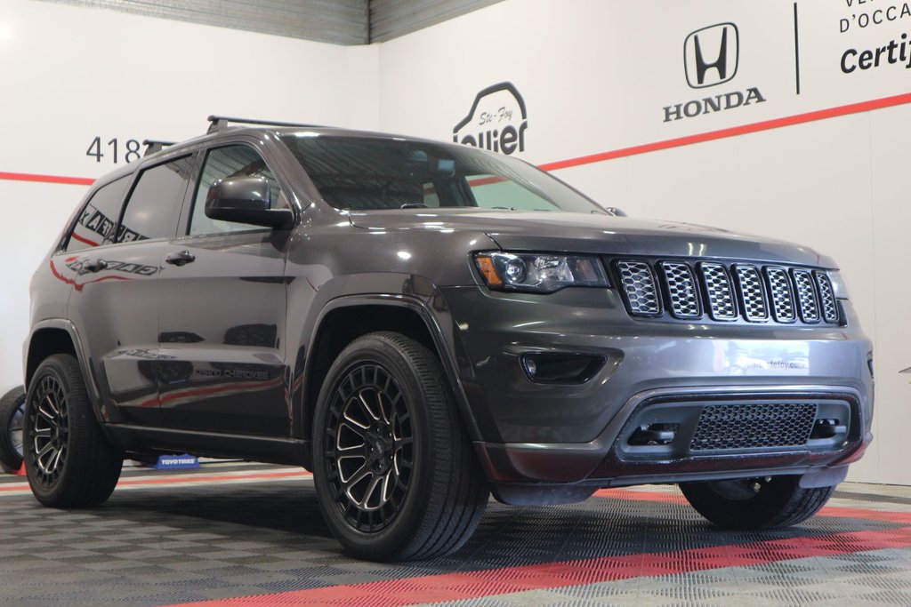 Jeep Grand Cherokee Altitude IV*JAMAIS ACCIDENTÉ* 2018 à Québec, Québec - 1 - w1024h768px