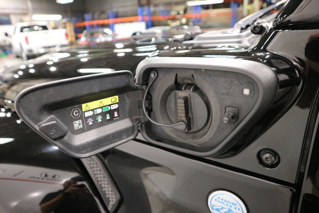 Jeep Wrangler 4xe Unlimited Sahara*CUIR* 2022 à Québec, Québec - 14 - w1024h768px