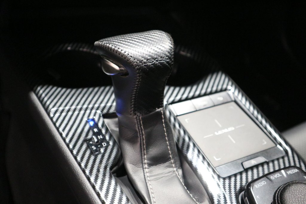 Lexus UX 250h*TOIT PANORAMIQUE* 2019 à Quebec, Québec - 23 - w1024h768px