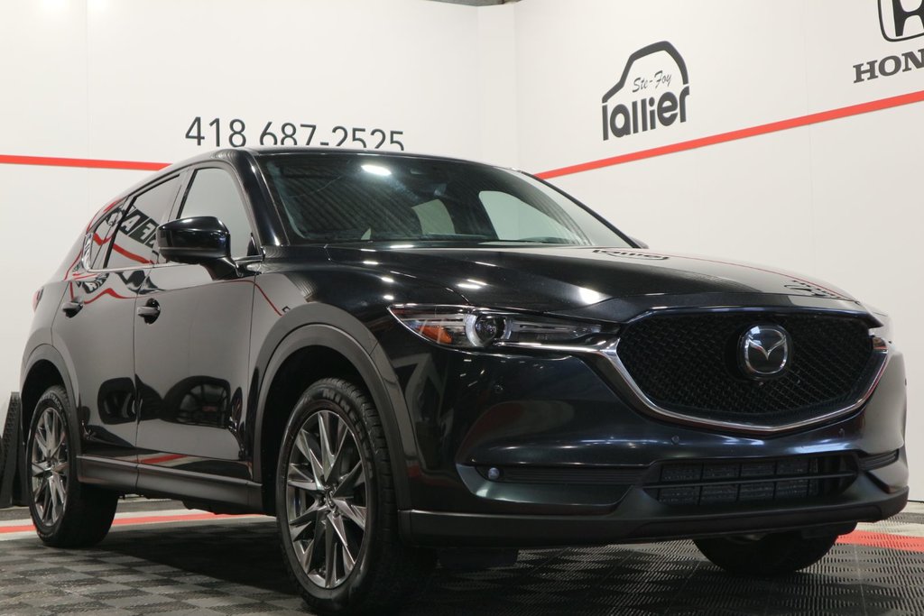 2021 Mazda CX-5 Signature*TOIT OUVRANT* in Quebec, Quebec - 1 - w1024h768px