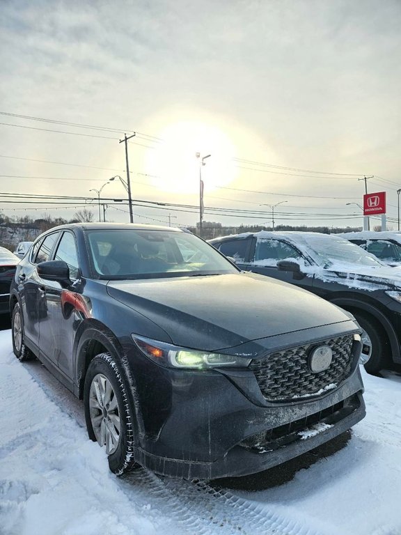 2023 Mazda CX-5 Kuro Edition*CUIR* in Quebec, Quebec - 1 - w1024h768px