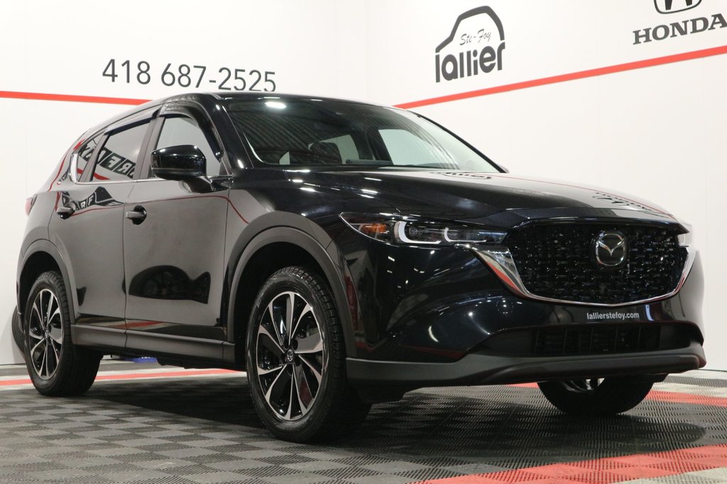 2024 Mazda CX-5 GS*TOIT OUVRANT* in Quebec, Quebec - 1 - w1024h768px