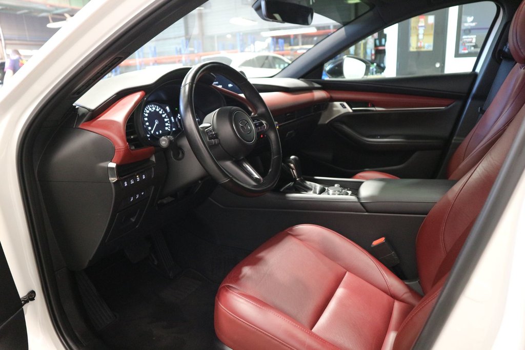 Mazda 3 Sport GT w/Turbo*4X4* 2023 à Quebec, Québec - 13 - w1024h768px