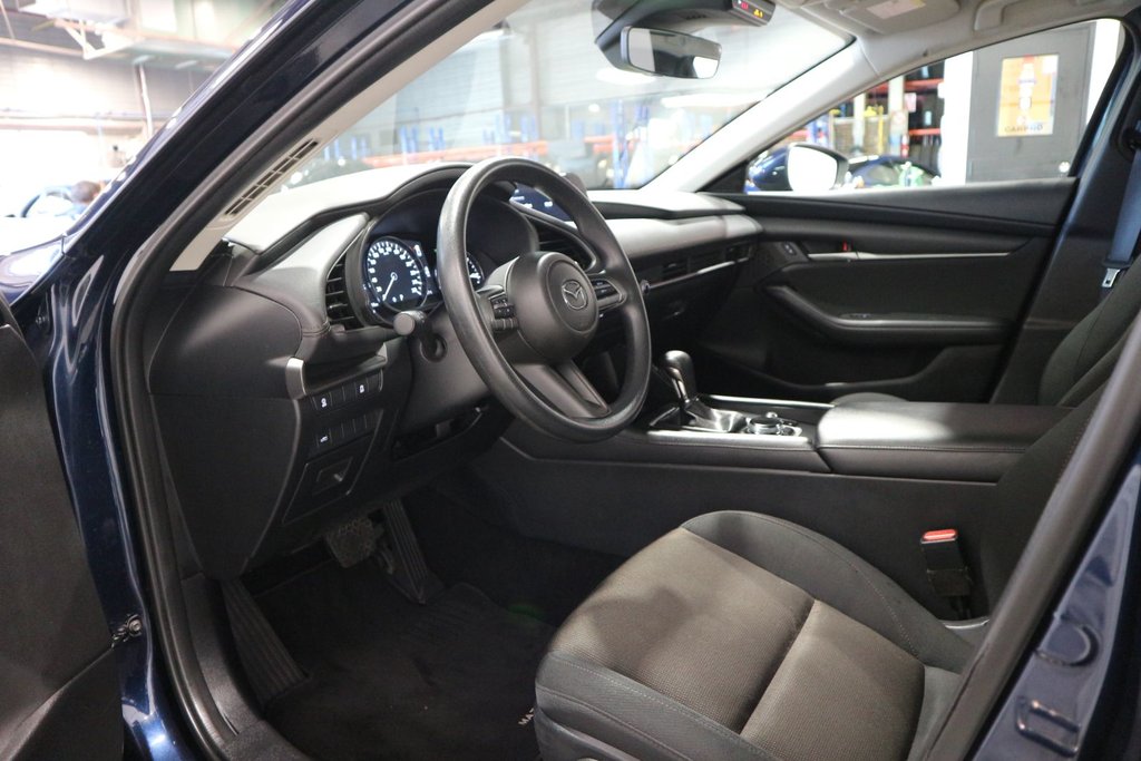 2023 Mazda Mazda3 GX*JAMAIS ACCIDENTÉ* in Quebec, Quebec - 12 - w1024h768px