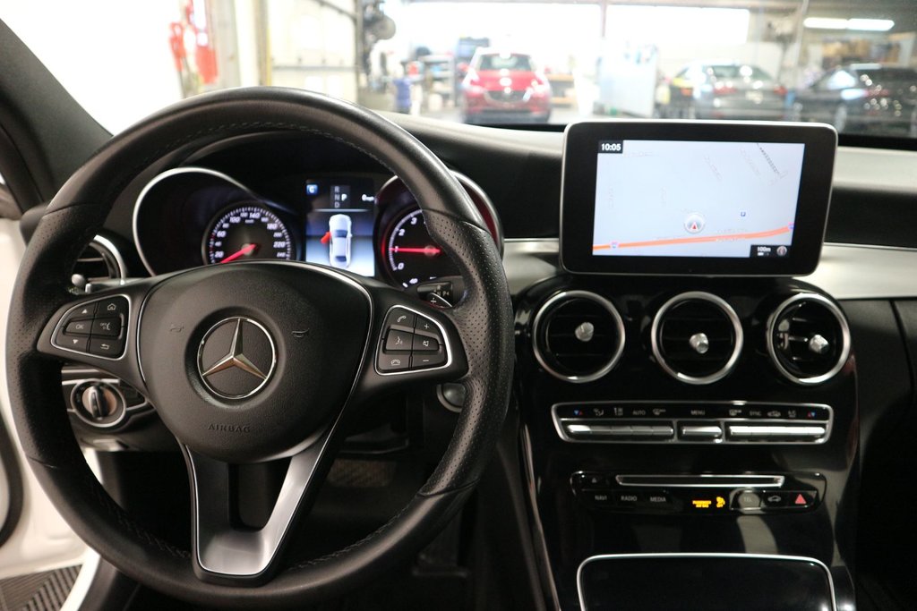 Mercedes-Benz C-Class C 300*TOIT PANORAMIQUE* 2018 à Québec, Québec - 17 - w1024h768px