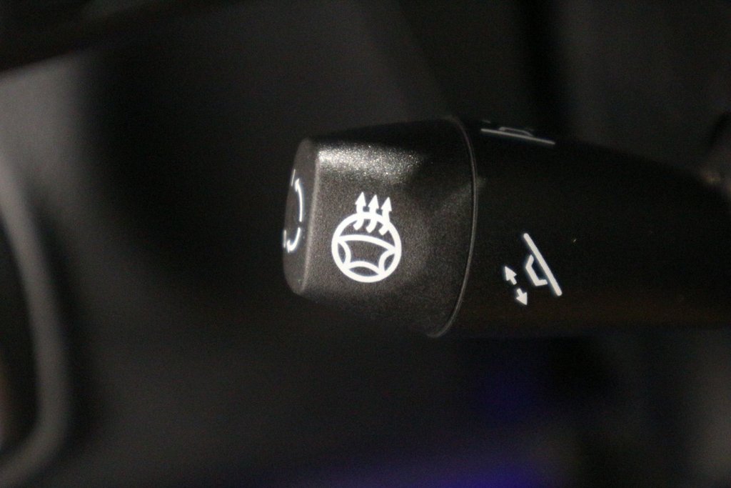 2022 Mercedes-Benz GLC AMG GLC 43*TOIT PANORAMIQUE* in Quebec, Quebec - 22 - w1024h768px