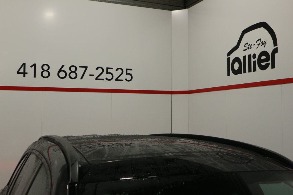 2022 Mercedes-Benz GLC AMG GLC 43*TOIT PANORAMIQUE* in Quebec, Quebec - 12 - w1024h768px