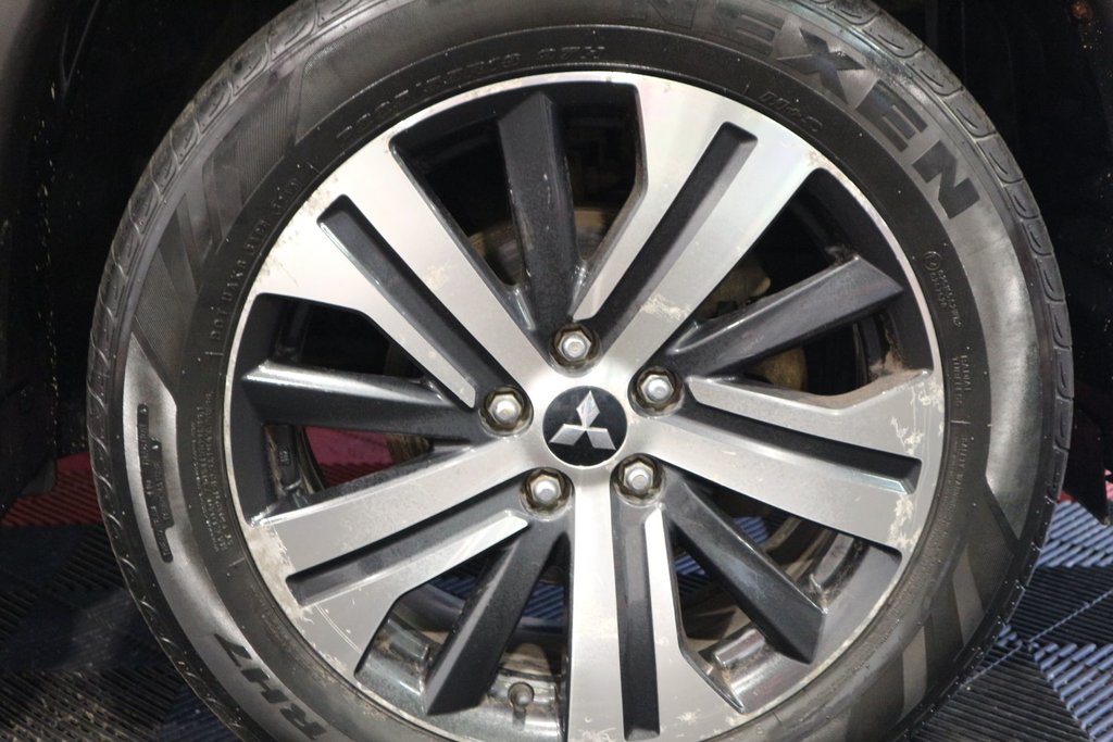 2020 Mitsubishi RVR SEL AWD*JAMAIS ACCIDENTÉ* in Quebec, Quebec - 11 - w1024h768px