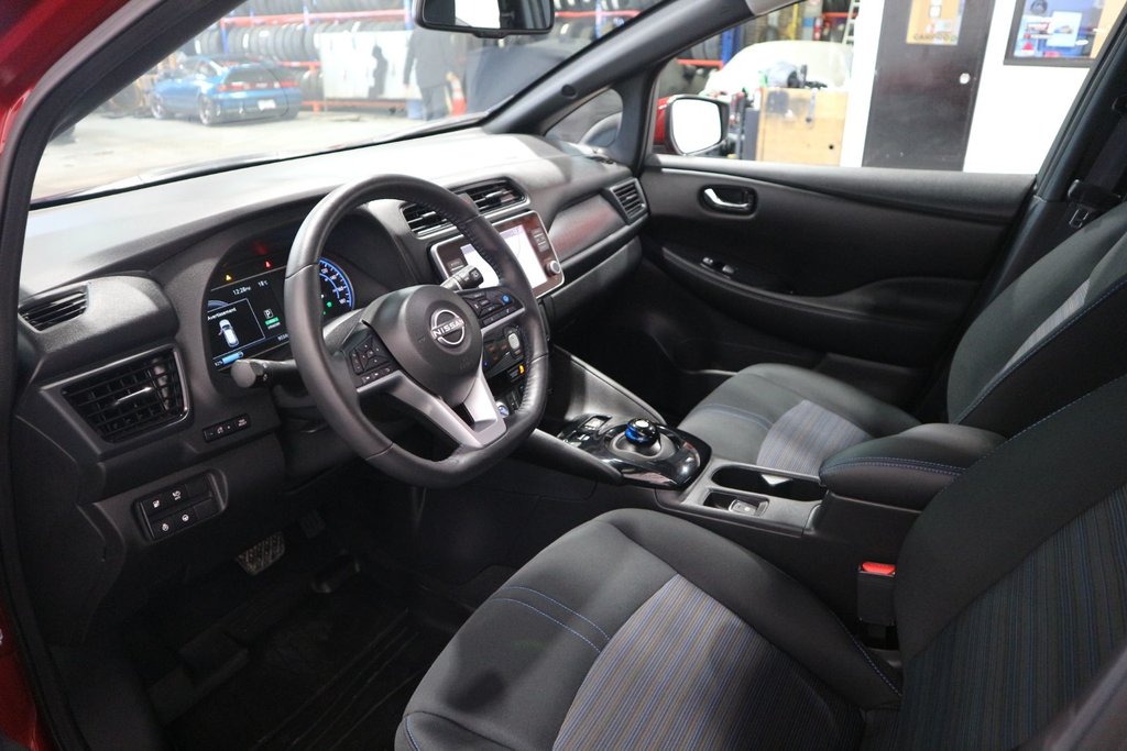 Nissan LEAF SV*BAS KM* 2024 à Quebec, Québec - 12 - w1024h768px