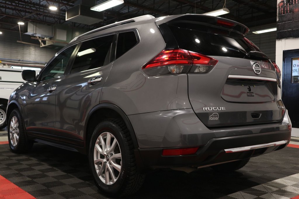 2017 Nissan Rogue SV AWD*TOIT PANORAMIQUE* in Quebec, Quebec - 6 - w1024h768px