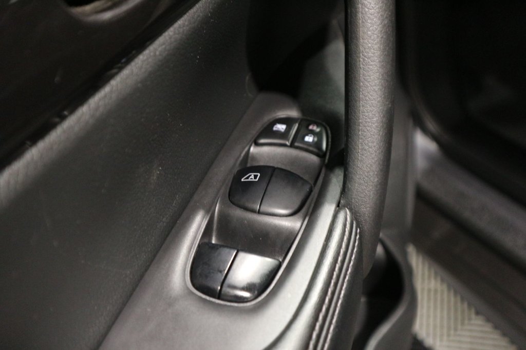 2019 Nissan Rogue S*JAMAIS ACCIDENTÉ* in Quebec, Quebec - 14 - w1024h768px