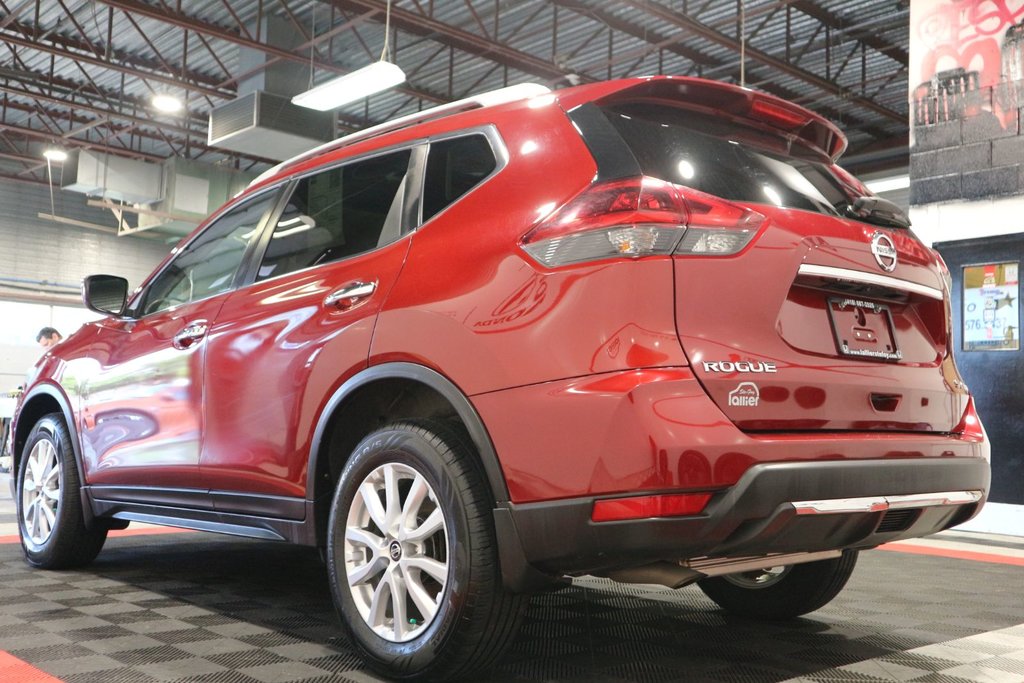 2020 Nissan Rogue SV AWD*TOIT PANORAMIQUE* in Quebec, Quebec - 6 - w1024h768px