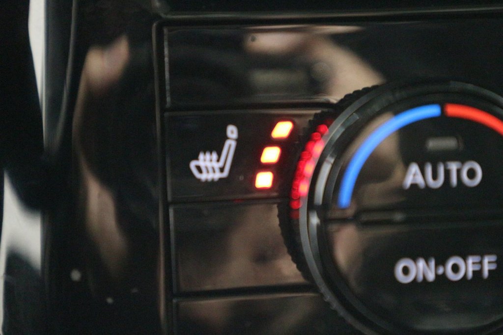 Nissan Rogue SV*JAMAIS ACCIDENTÉ* 2021 à Quebec, Québec - 24 - w1024h768px