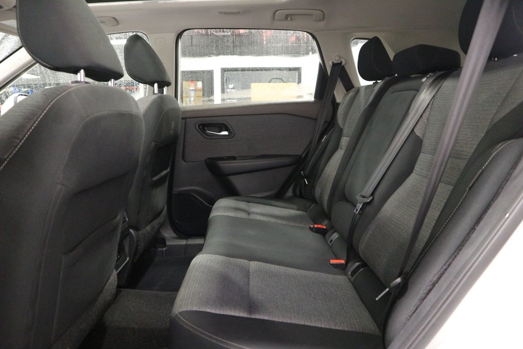 Nissan Rogue SV*JAMAIS ACCIDENTÉ* 2021 à Quebec, Québec - 26 - w1024h768px