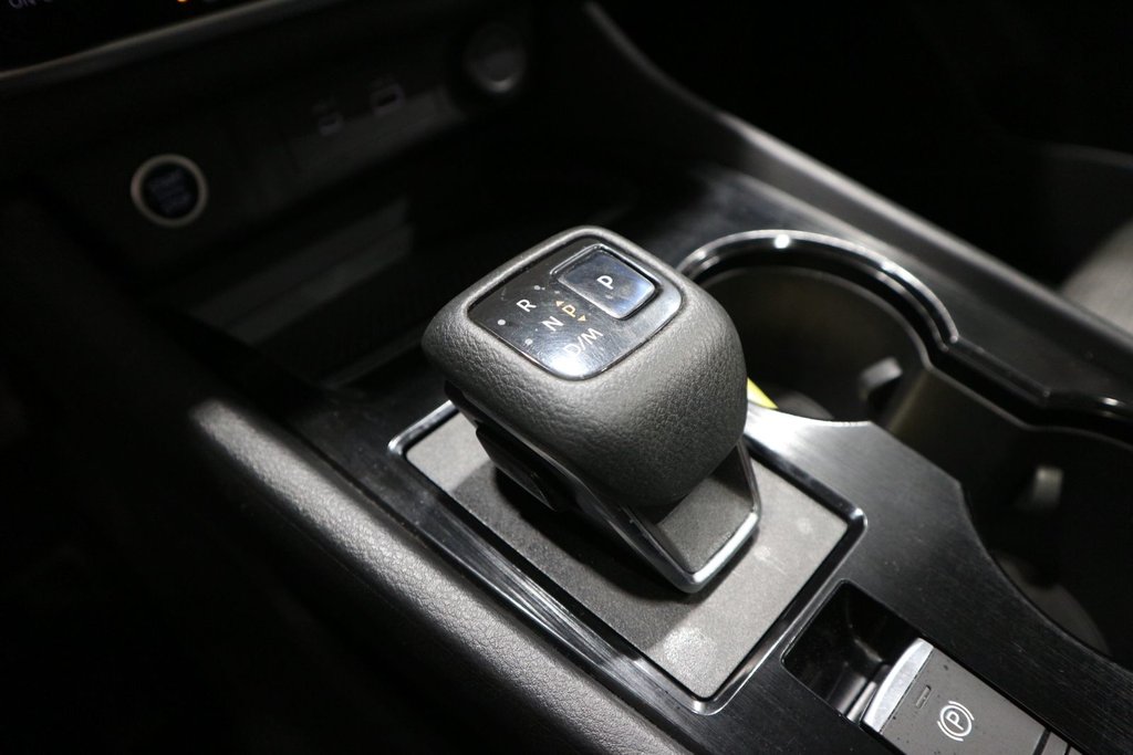 Nissan Rogue SV*JAMAIS ACCIDENTÉ* 2021 à Quebec, Québec - 25 - w1024h768px